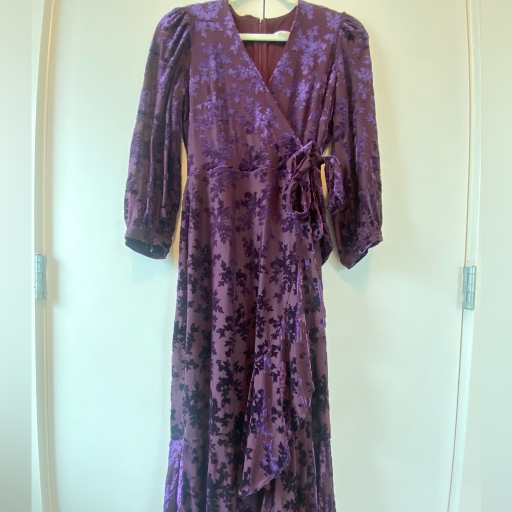 Calvin Klein *Like New* | Purple Velvet Burnout Wrap Dress | Size 4